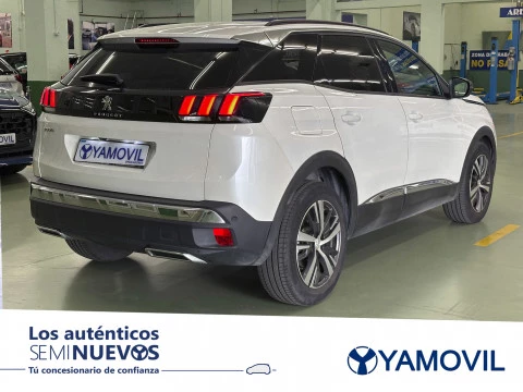Peugeot 3008 BlueHDi 130 SANDS Allure Pack EAT8 96 kW (130 CV)