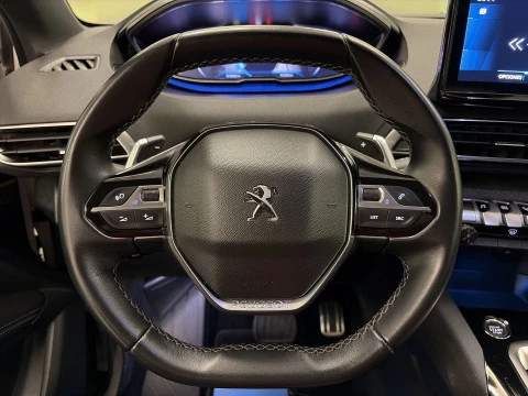 Peugeot 3008 BlueHDi 130 SANDS Allure Pack EAT8 96 kW (130 CV)