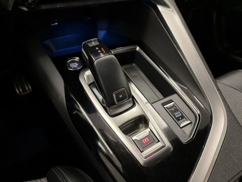 Peugeot 3008 BlueHDi 130 SANDS Allure Pack EAT8 96 kW (130 CV)