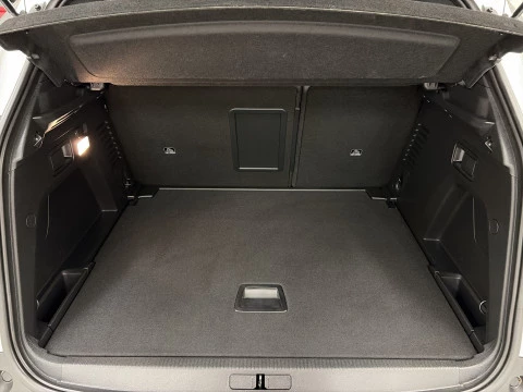 Peugeot 3008 BlueHDi 130 SANDS Allure Pack EAT8 96 kW (130 CV)