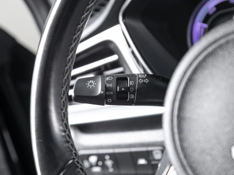 Kia Niro 1.6 GDi HEV 104kW (141CV) Concept