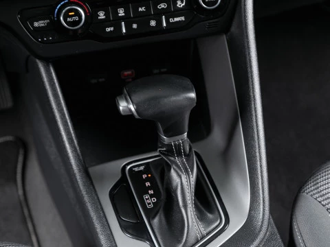 Kia Niro 1.6 GDi HEV 104kW (141CV) Concept