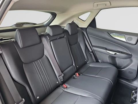 Lexus NX 450h+ Premium+ 4WD