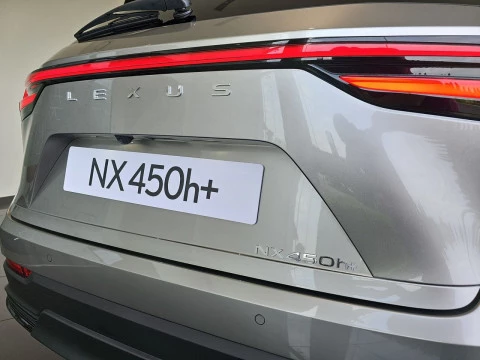 Lexus NX 450h+ Premium+ 4WD