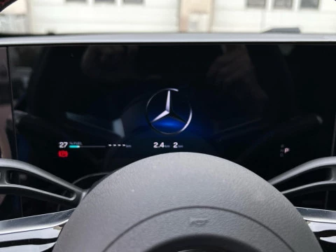 Mercedes-Benz CLA  180 con tecnologia hibrida