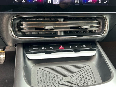 Mercedes-Benz CLA  180 con tecnologia hibrida