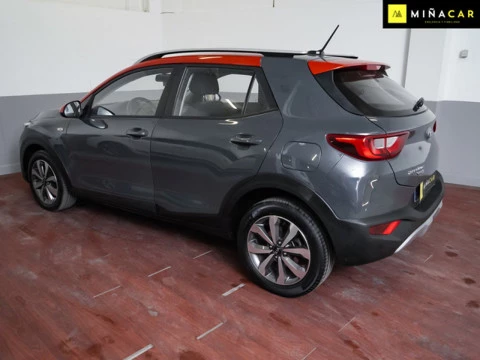 Kia Stonic 1.0 TGDi 74kW 100CV MHEV iMT Concept