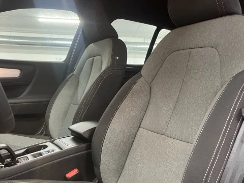 Volvo XC40 XC40 Core, B3 Mild Hybrid, Gasolina