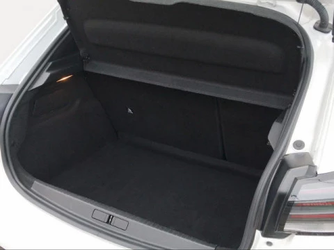 Peugeot 208 PureTech 100 Active 75 kW (100 CV)