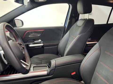 Mercedes-Benz GLA 200 D