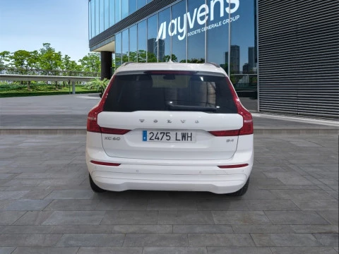 Volvo XC60 2.0 B4 D Momentum Pro Auto