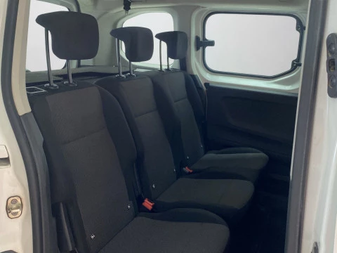 Peugeot Rifter Active BlueHDi 100 S&S Manual 6 Vel Mixto