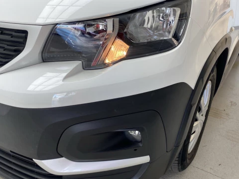 Peugeot Rifter Active BlueHDi 100 S&S Manual 6 Vel Mixto