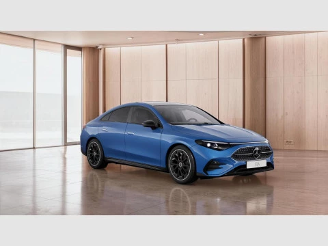 Mercedes-Benz CLA  180 con tecnologia hibrida