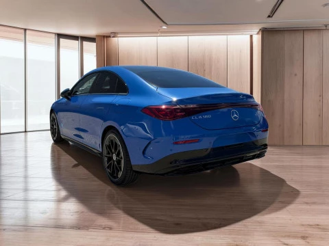 Mercedes-Benz CLA  180 con tecnologia hibrida