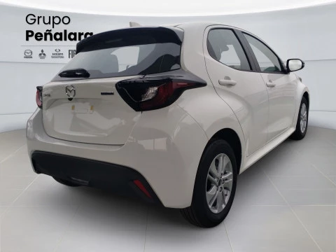 Mazda2 1.5 85 kW (116 CV) CVT Centre-line