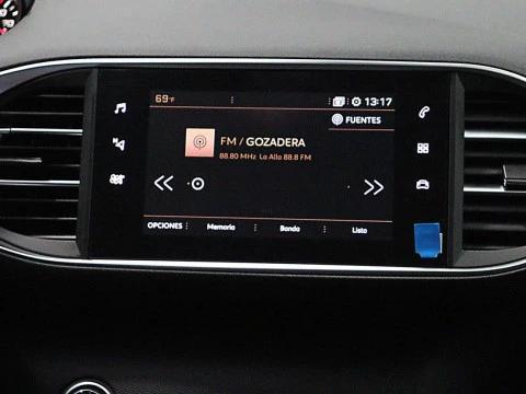 Peugeot 308 5p Allure 1.5 BlueHDi 96KW (130CV)