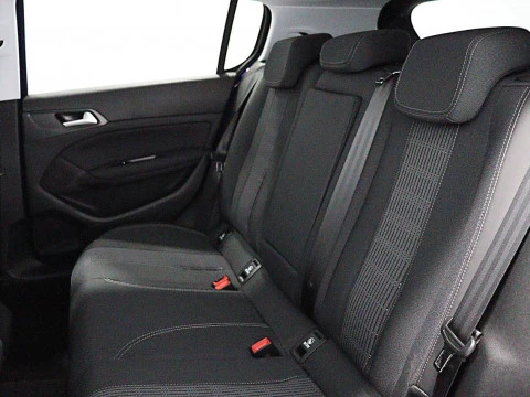 Peugeot 308 5p Allure 1.5 BlueHDi 96KW (130CV)