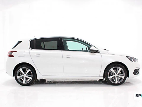 Peugeot 308 5p Allure 1.5 BlueHDi 96KW (130CV)