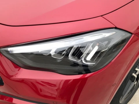 Mercedes-Benz GLA  200 d