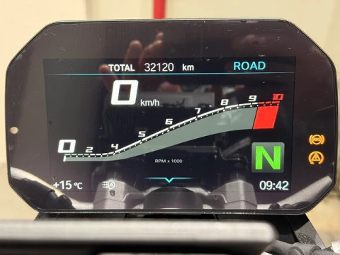 BMW Motorrad F 900 R 