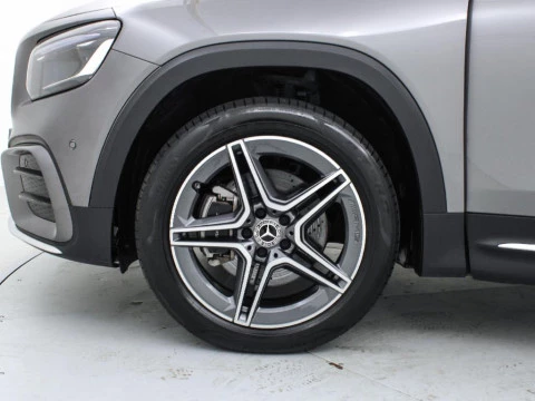 Mercedes-Benz GLB 200 D 4MATIC