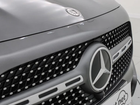 Mercedes-Benz GLB 200 D 4MATIC