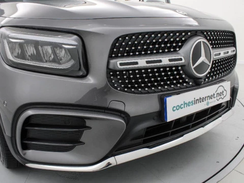 Mercedes-Benz GLB 200 D 4MATIC