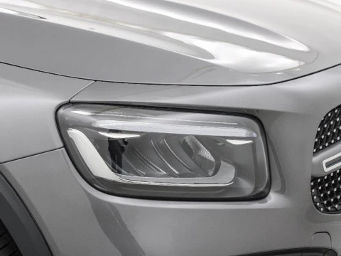 Mercedes-Benz GLB 200 D 4MATIC
