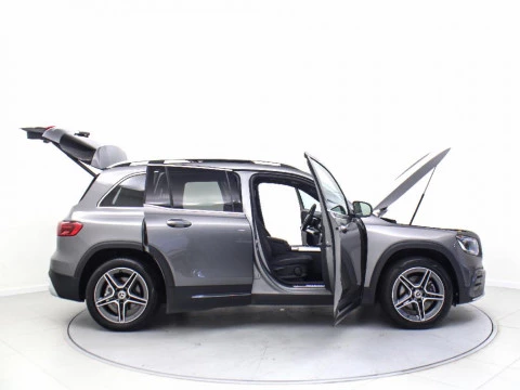 Mercedes-Benz GLB 200 D 4MATIC