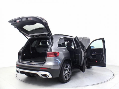 Mercedes-Benz GLB 200 D 4MATIC