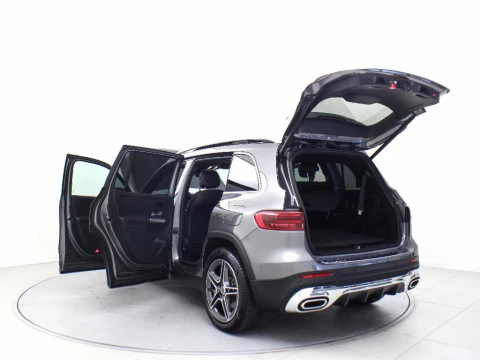 Mercedes-Benz GLB 200 D 4MATIC