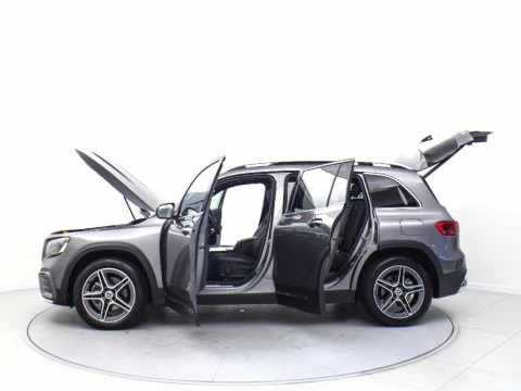 Mercedes-Benz GLB 200 D 4MATIC