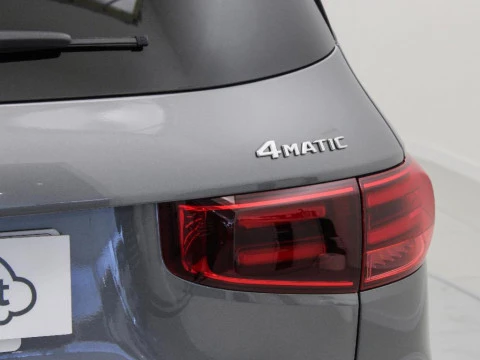 Mercedes-Benz GLB 200 D 4MATIC