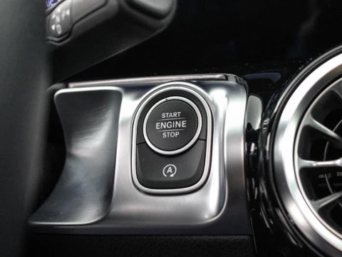 Mercedes-Benz GLB 200 D 4MATIC