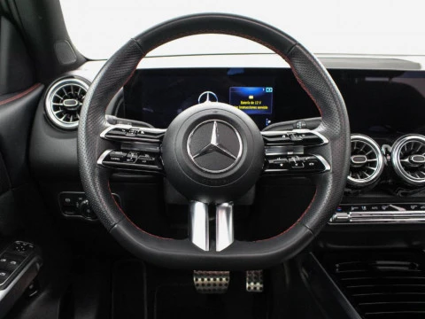 Mercedes-Benz GLB 200 D 4MATIC