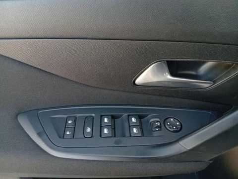 Peugeot 308 5P Active Pack BlueHDi 130 S&S MAN
