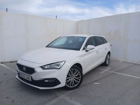 Seat Nuevo León SP 1.4 e-Hybrid DSG S&S Xcellence Go L