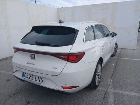 Seat Nuevo León SP 1.4 e-Hybrid DSG S&S Xcellence Go L