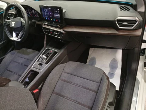 Seat Nuevo León SP 1.4 e-Hybrid DSG S&S Xcellence Go L