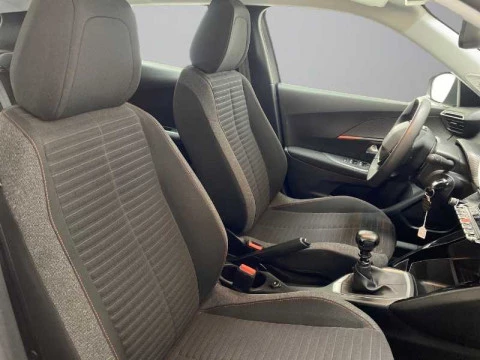 Peugeot 2008 SUV  Active Pack Puretech 100 S&S 6 Vel. MAN REBU