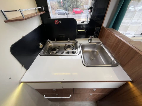 PILOTE ESSENTIEL P706