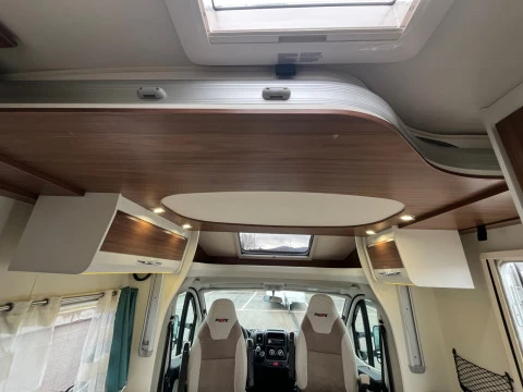 PILOTE ESSENTIEL P706