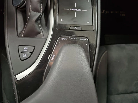 Lexus UX 2.0 250h Business