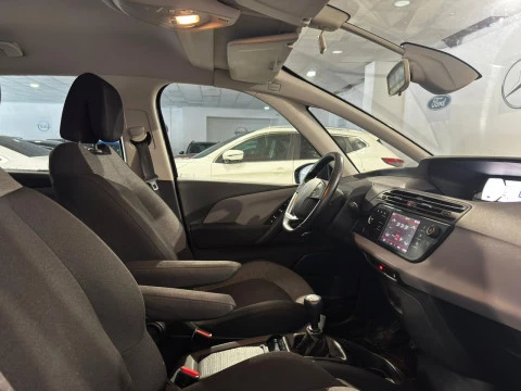 Citroën C4 Picasso PURETECH 11 LIVE.