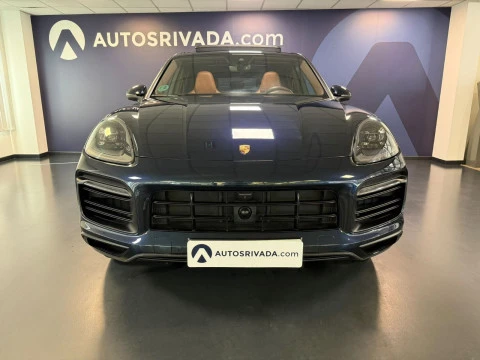 Porsche Cayenne -