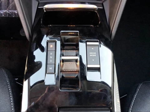 Citroën C4 Collection Hybrid e-DCS6 107 kW (145 CV)