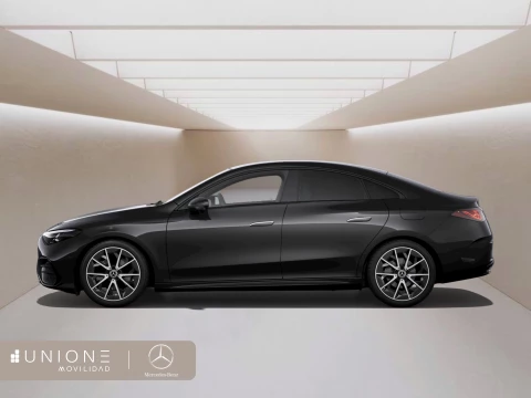 Mercedes-Benz Clase CLA  220 con tecnología híbrida