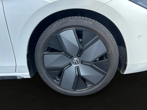 Volkswagen Passat R-Line 2.0 TDI 142kW (193 CV)4Motion DSG