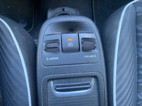 Fiat 500 Action Hb 185km 70kW (95CV)
